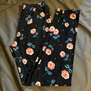 Agnes & Dora leggings size L